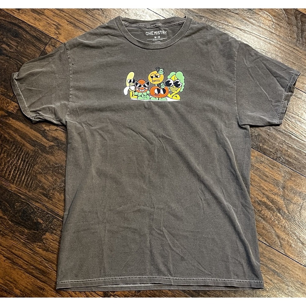 Chemistry Brand "Too Fresh To Care" Graphic T-shirt Size Medium, Fruit, Funny